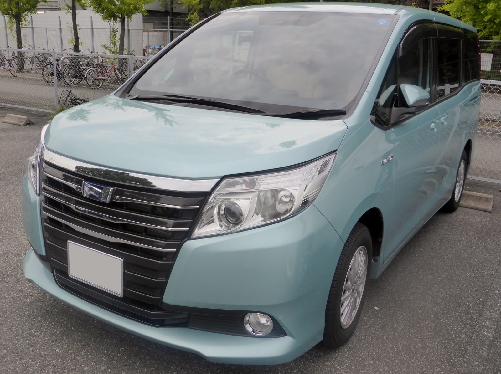 2016 Toyota Noah